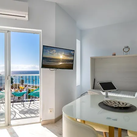 Apartment Estudio 7 *